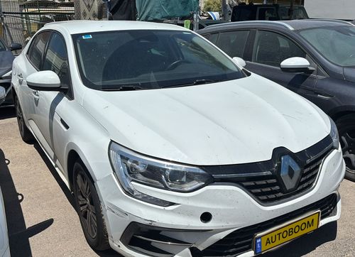 Renault Megane, 2023, photo