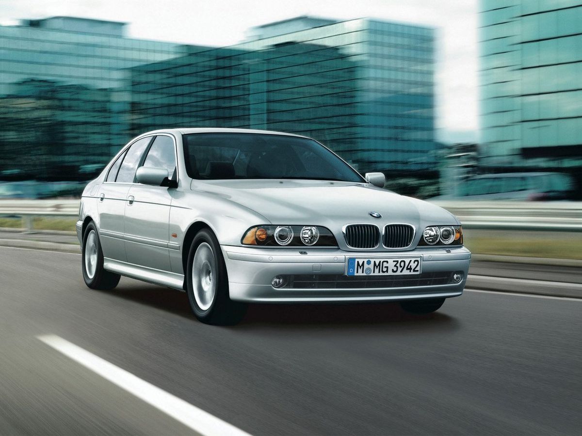 BMW 5 Series - Wikipedia