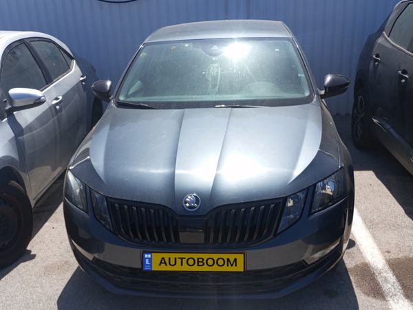 Škoda Octavia 2ème main, 2020