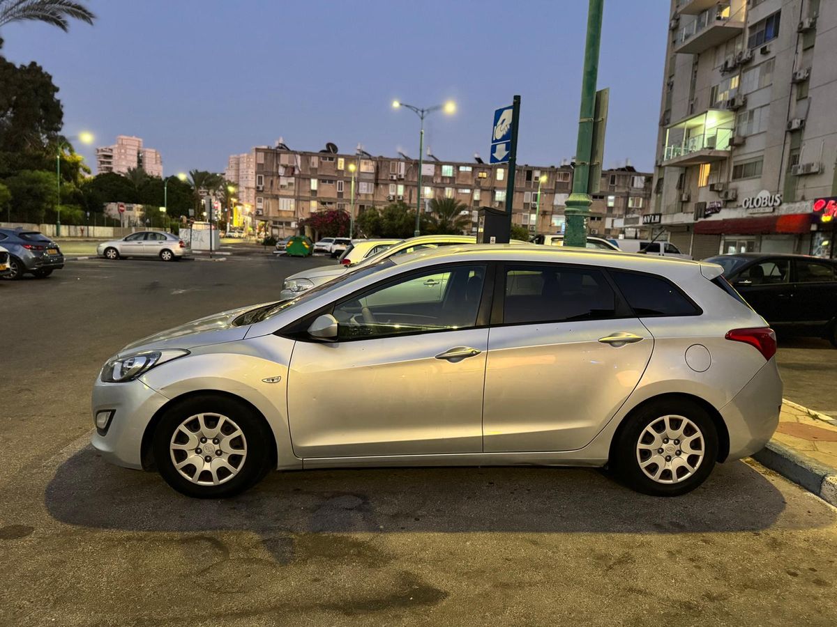 Hyundai i30 2ème main, 2014, main privée