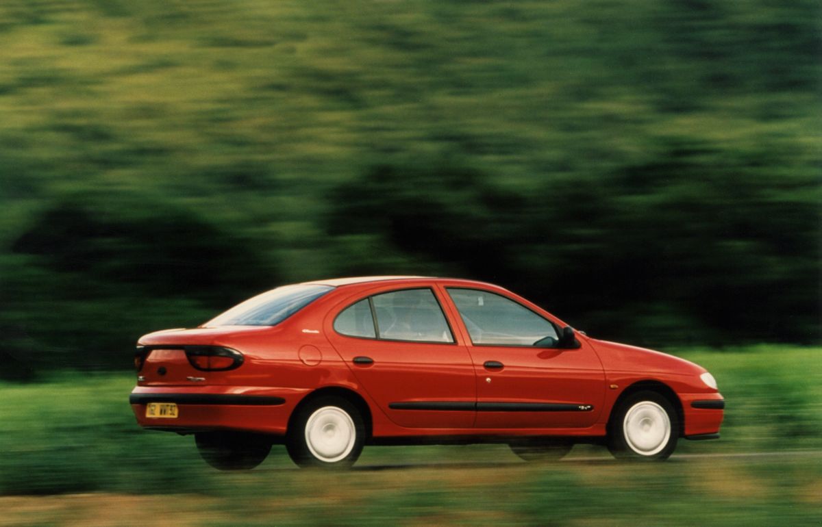 Renault Megane 1995. Carrosserie, extérieur. Berline, 1 génération