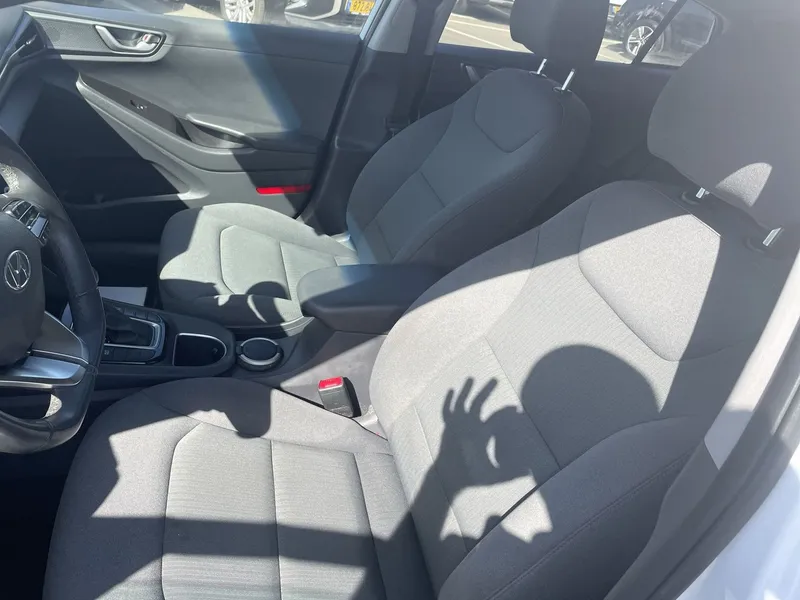 Hyundai IONIQ с пробегом, 2021