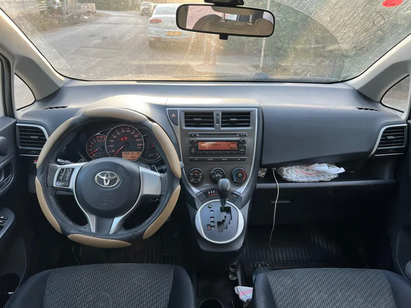 Toyota Space Verso 2nd hand, 2011, private hand