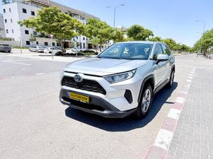 טויוטה ראב 4‏, 2022, תמונה