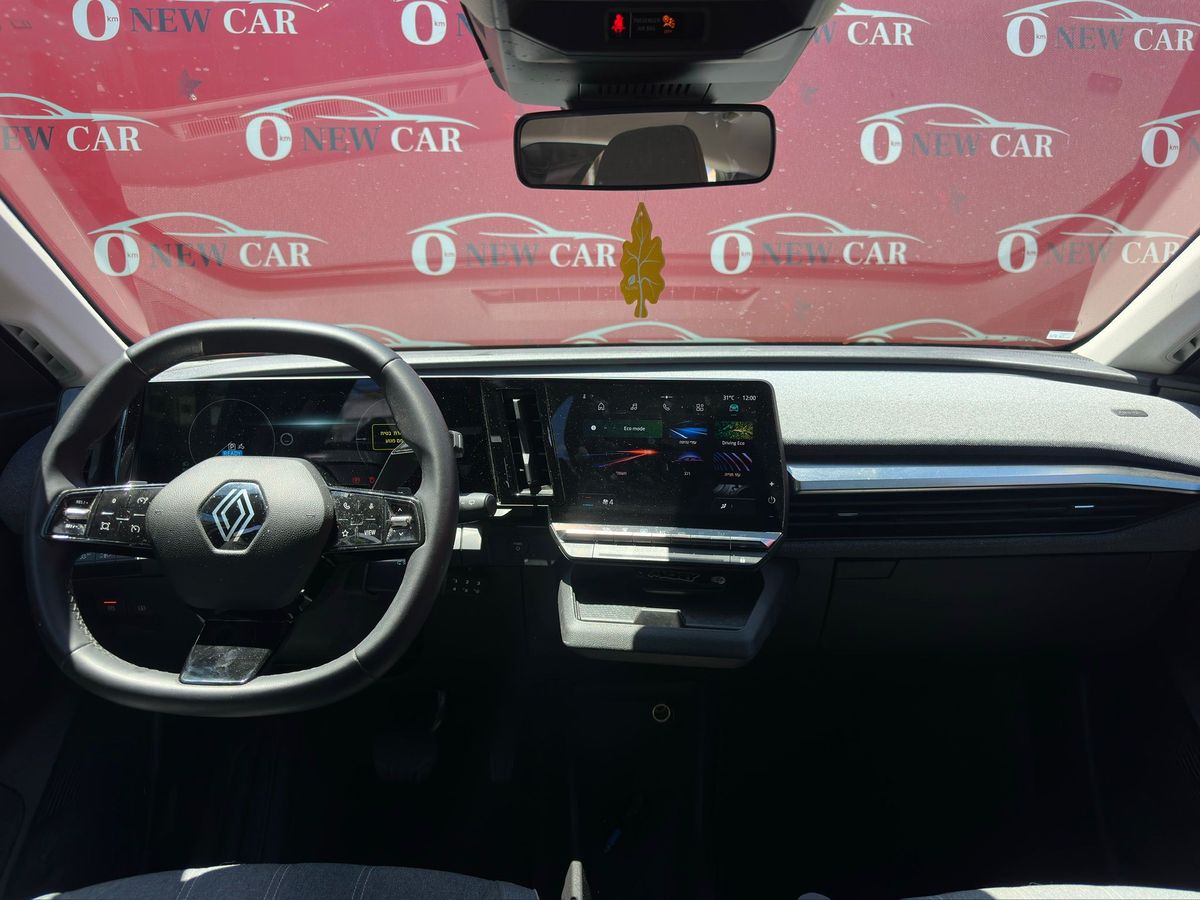 Renault Megane E-Tech с пробегом, 2024, частная рука
