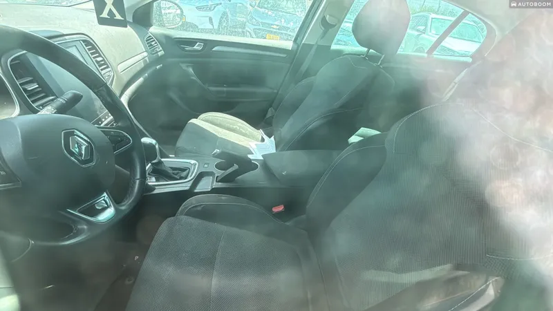 Renault Megane 2nd hand, 2022