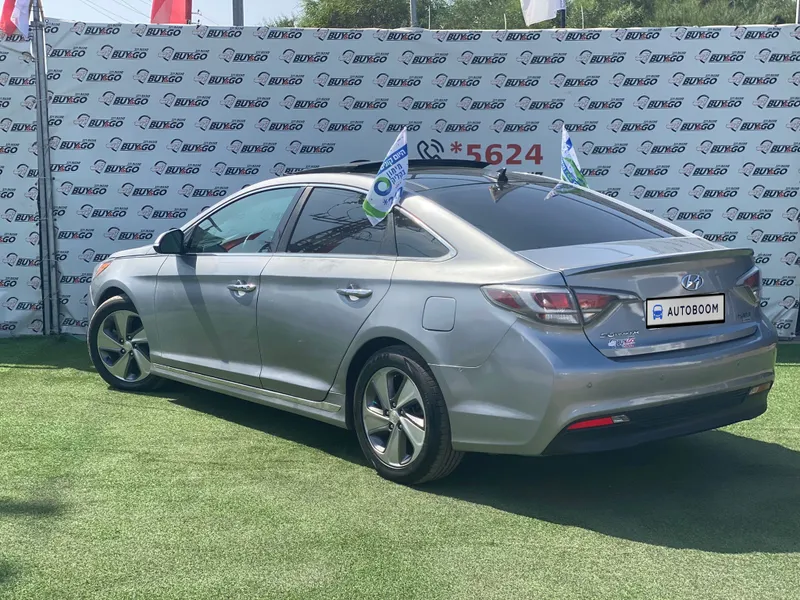 Hyundai Sonata с пробегом, 2015
