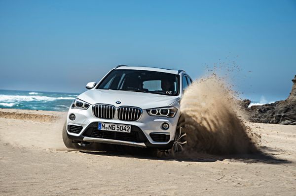 BMW X1 2015. Bodywork, Exterior. SUV 5-doors, 2 generation
