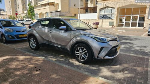 Toyota C-HR, 2020, фото