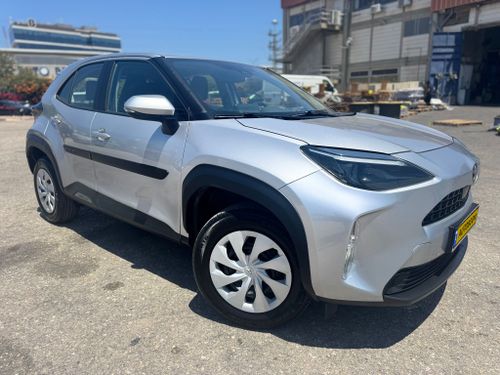 Toyota Yaris Cross, 2022, фото