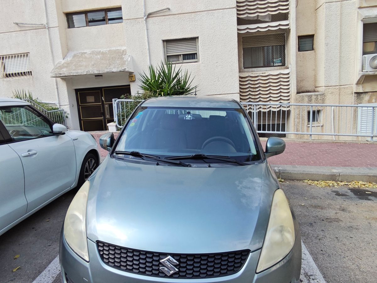 Suzuki Swift 2nd hand, 2012, private hand