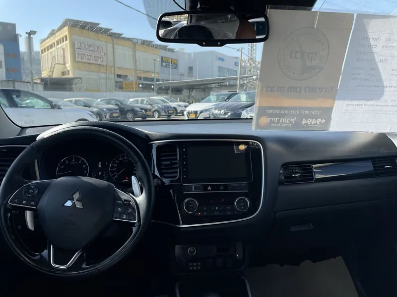 Mitsubishi Outlander 2nd hand, 2018, private hand