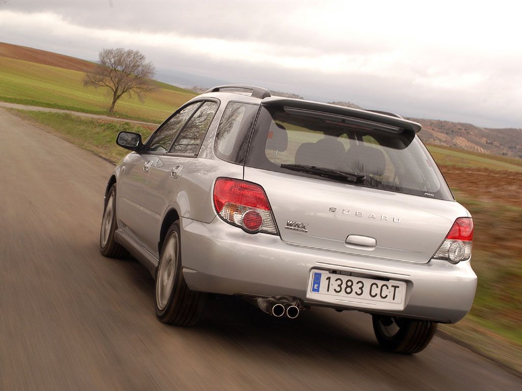 סובארו אימפרזה WRX ‏2002. מרכב, צורה. סטיישן 5 דלתות, 2 דור, שדרוג 1