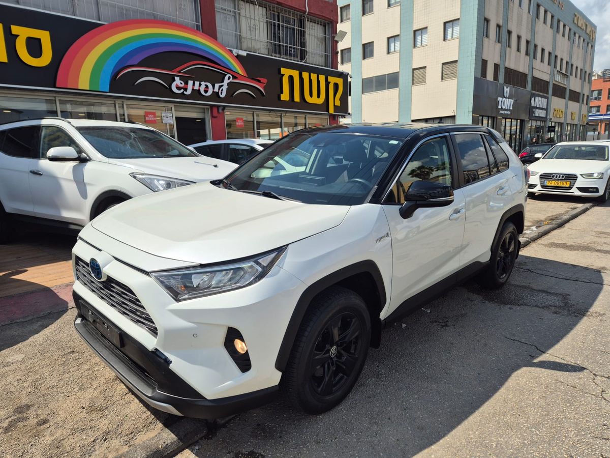 Toyota RAV4 2nd hand, 2021