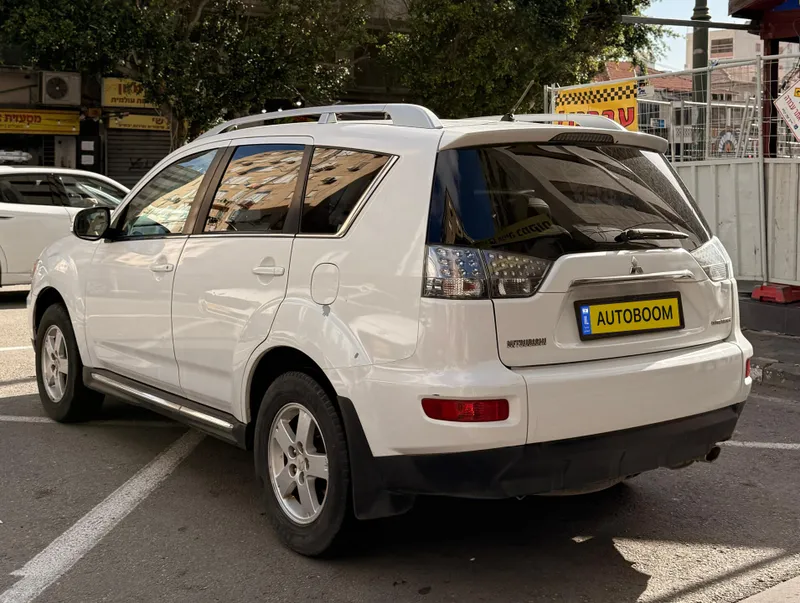 Mitsubishi Outlander 2ème main, 2011