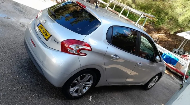 Peugeot 208 2ème main, 2015, main privée