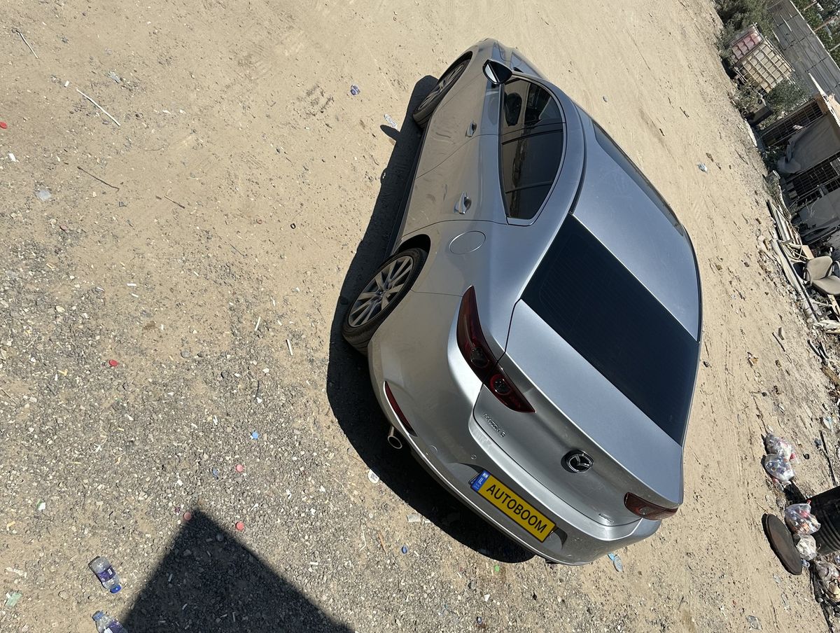 Mazda 3 2nd hand, 2023, private hand