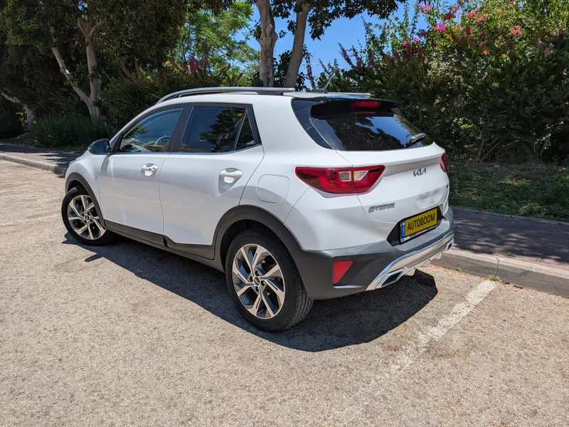 Kia Stonic 2nd hand, 2022, private