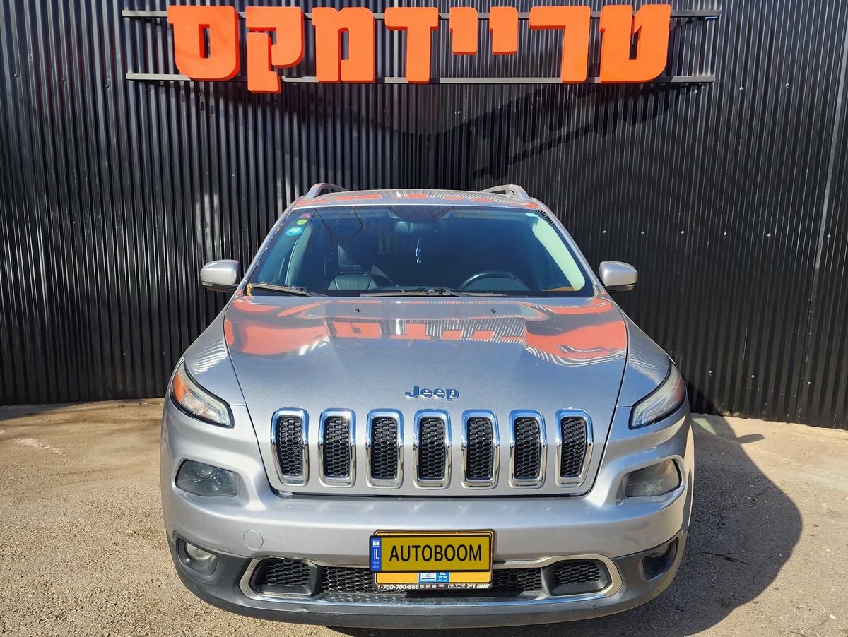 ג'יפ צ'ירוקי יד 2 רכב, 2014