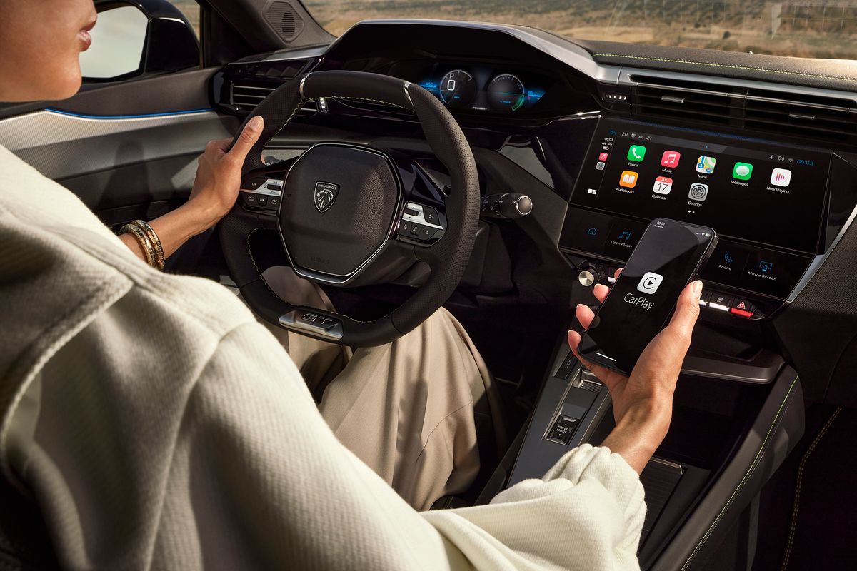Peugeot 408 2023. Руль. Кроссовер Купе, 2 поколение