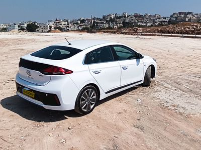 Hyundai IONIQ 2nd hand, 2017, private hand