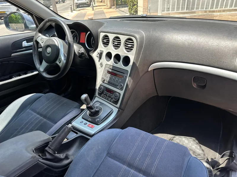 Alfa Romeo 159 с пробегом, 2010, частная рука