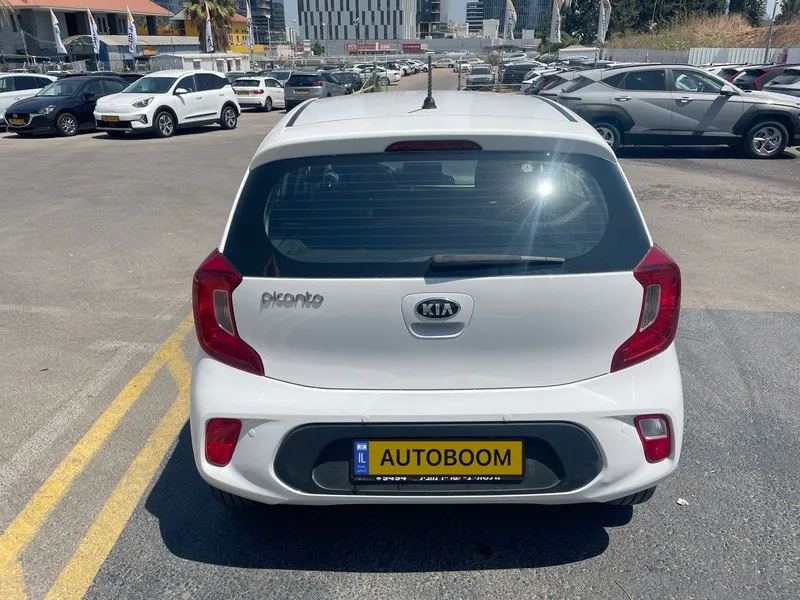 Kia Picanto 2nd hand, 2020, private hand
