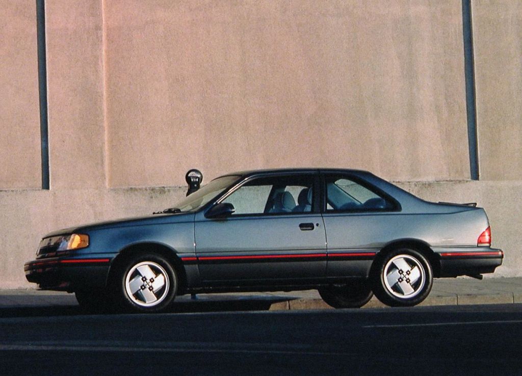 Mercury Topaz 1987. Carrosserie, extérieur. Coupé, 2 génération