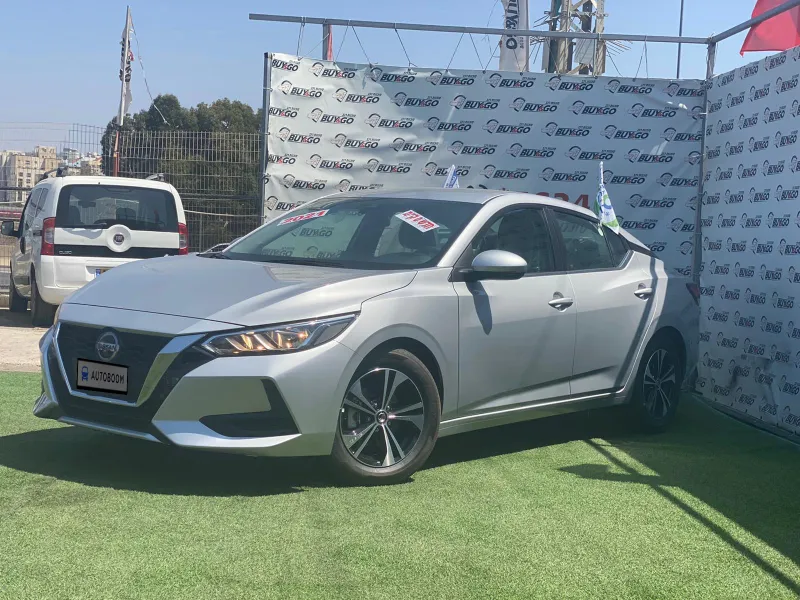 Nissan Sentra new car, 2021