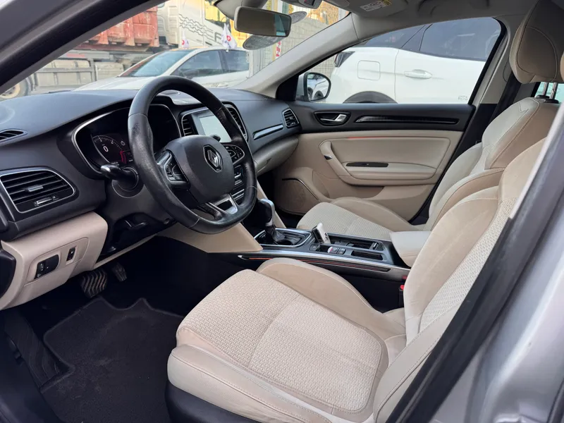 Renault Megane 2nd hand, 2018, private hand