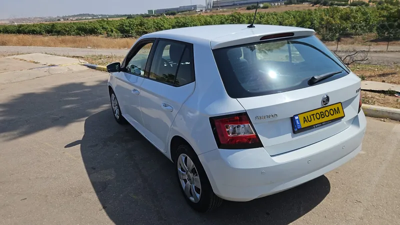 Škoda Fabia 2ème main, 2015, main privée