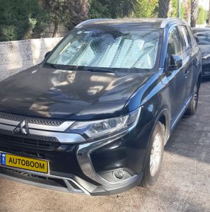 מיצובישי אאוטלנדר‏, 2020, תמונה