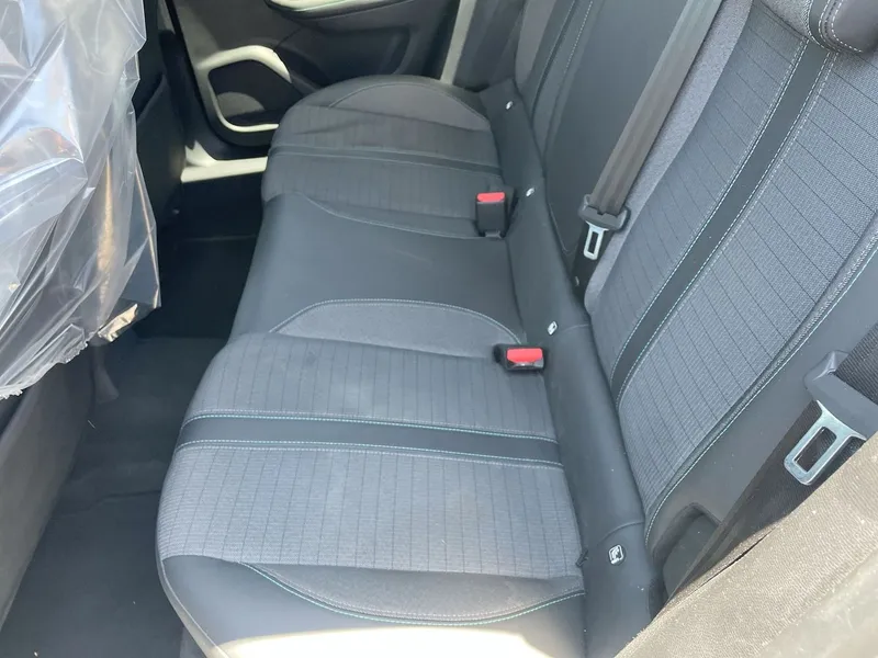Peugeot 2008 2nd hand, 2021