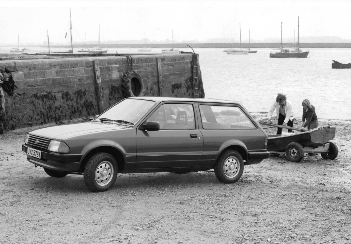 פורד אסקורט ‏1980. מרכב, צורה. סטיישן 3 דלתות, 3 דור