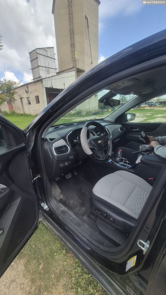 Chevrolet Equinox 2nd hand, 2021, private