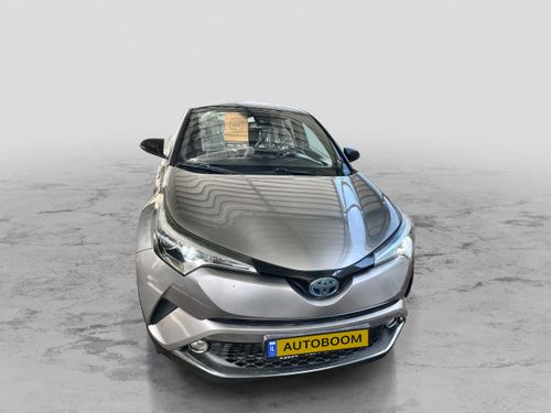تويوتا C-HR, 2018, صورة
