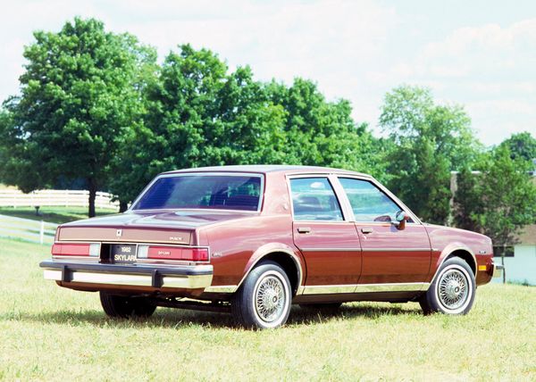 Buick Skylark 1980. Carrosserie, extérieur. Berline, 5 génération