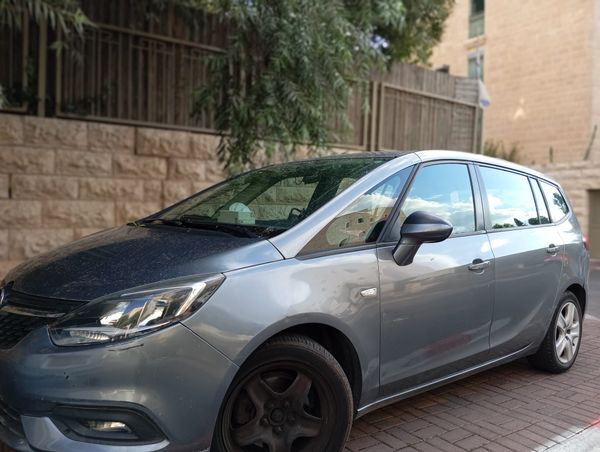 Opel Zafira 2nd hand, 2018, private hand