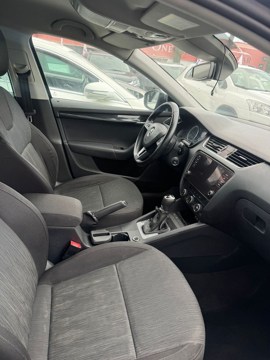 Škoda Octavia 2ème main, 2018, main privée