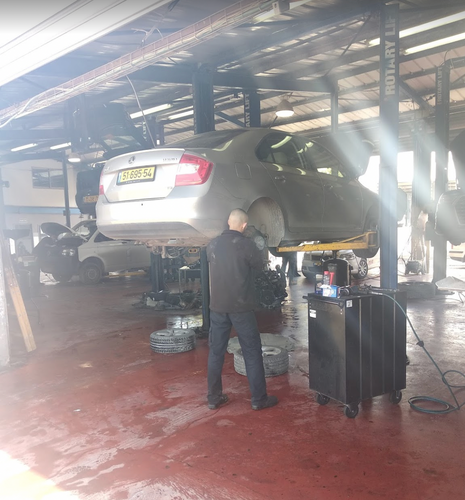 Garage Hossam. Photo 2