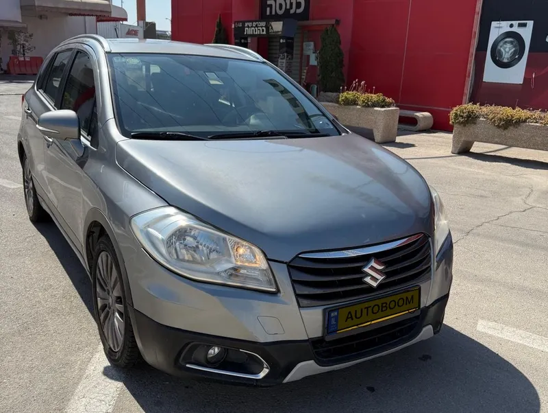 Suzuki SX4 с пробегом, 2015, частная рука
