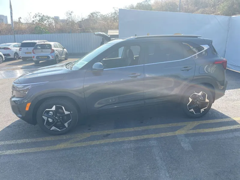 Kia Seltos new car, 2024