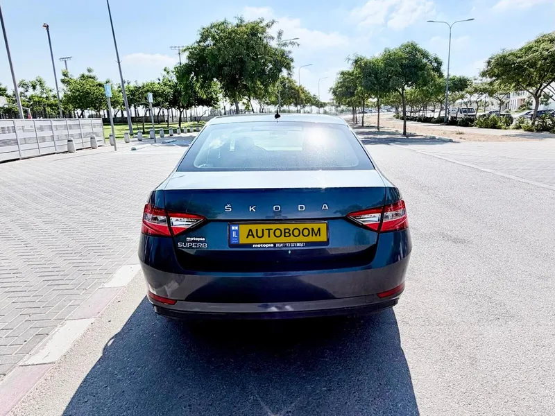 סקודה סופרב יד 2 רכב, 2021