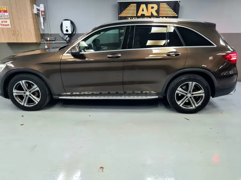 מרצדס GLC יד 2 רכב, 2016, פרטי