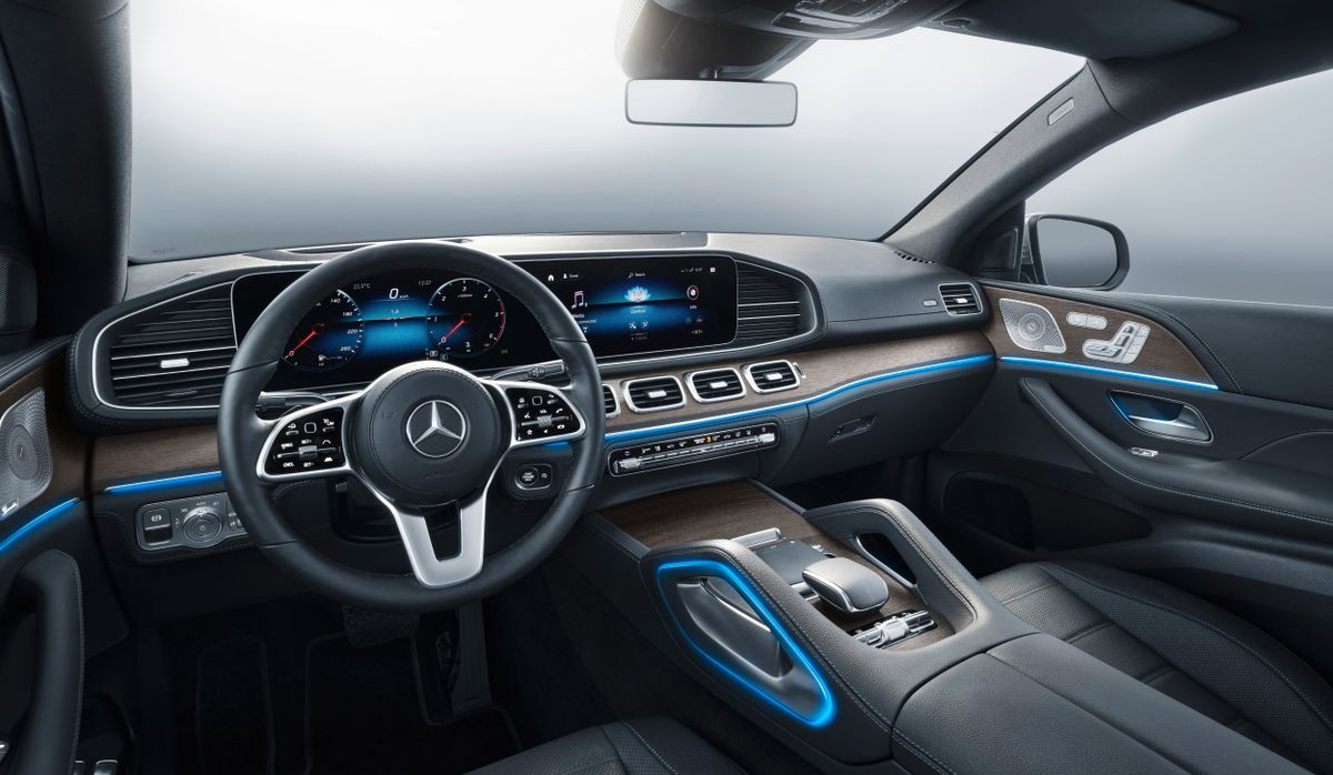 Mercedes GLE Coupe 2019. Dashboard. SUV Coupe, 2 generation