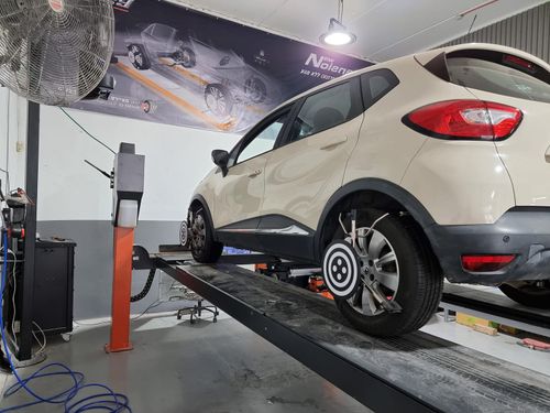 Garage Ha'Yatzira. صورة 1