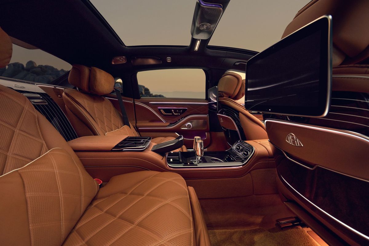 Mercedes Maybach S-Class 2026. Задние сидения. Седан, 2 поколение, рестайлинг