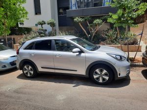 Kia Niro, 2018, photo