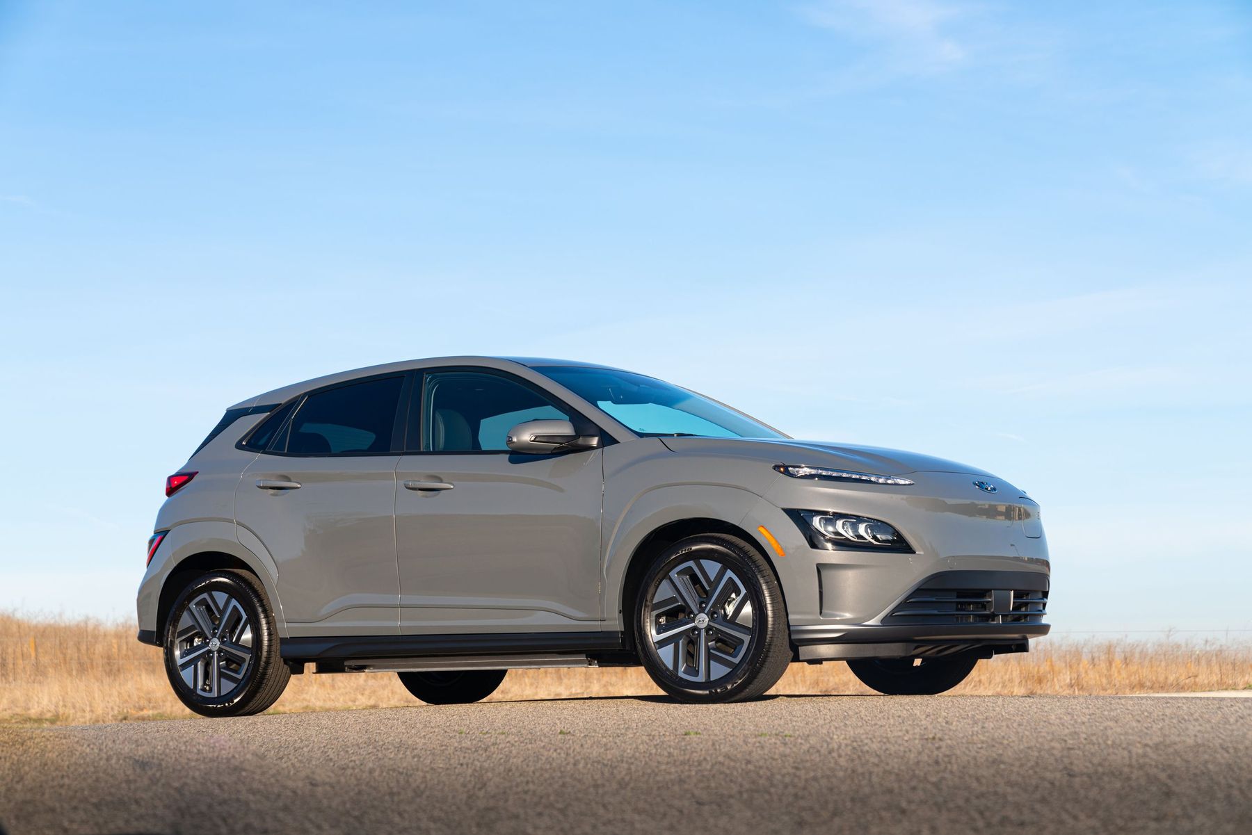 Hyundai Kona EV. Advantages and disadvantages of the Korean electric ...