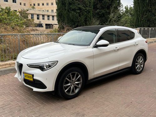 Alfa Romeo Stelvio 2nd hand, 2018, private hand